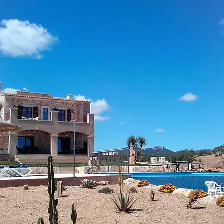 Vadell Holiday home